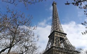 Charmant Appartement Proche De La Tour Eiffel