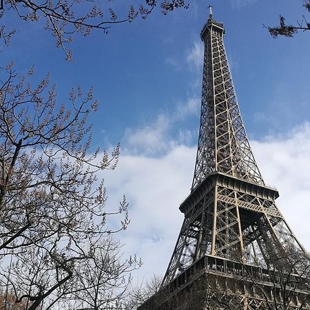 Charmant Appartement Proche De La Tour Eiffel París Exterior foto